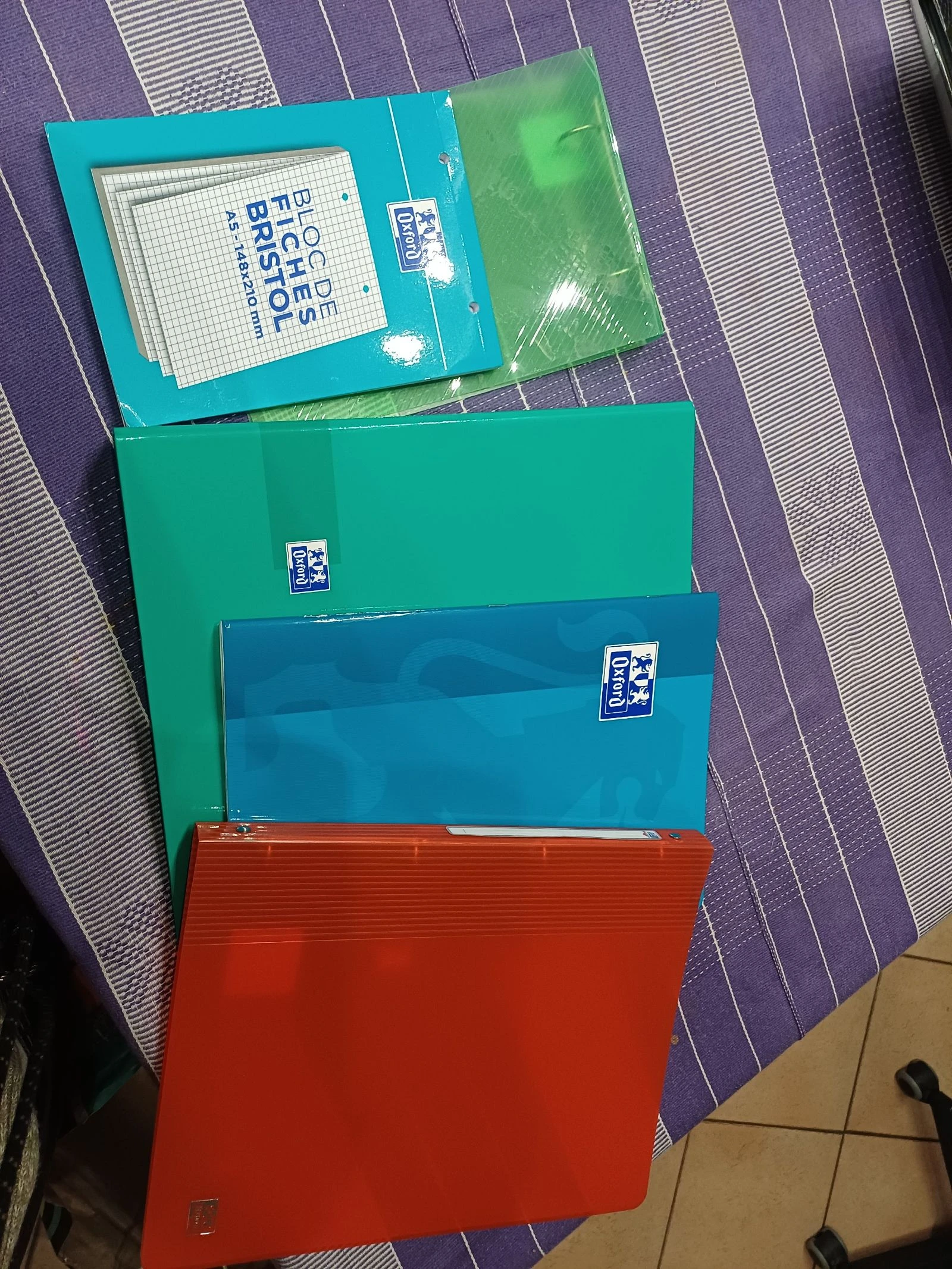 Set nieuwe schoolbenodigdheden merk Oxford – photo 2